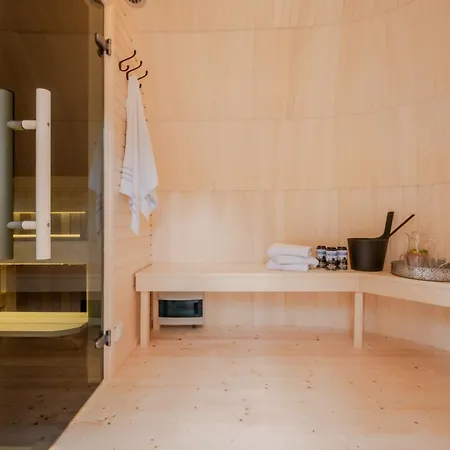 Bernstein Semesterbostad *