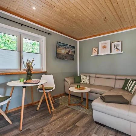 Semesterbostad Bernstein Uckeritz